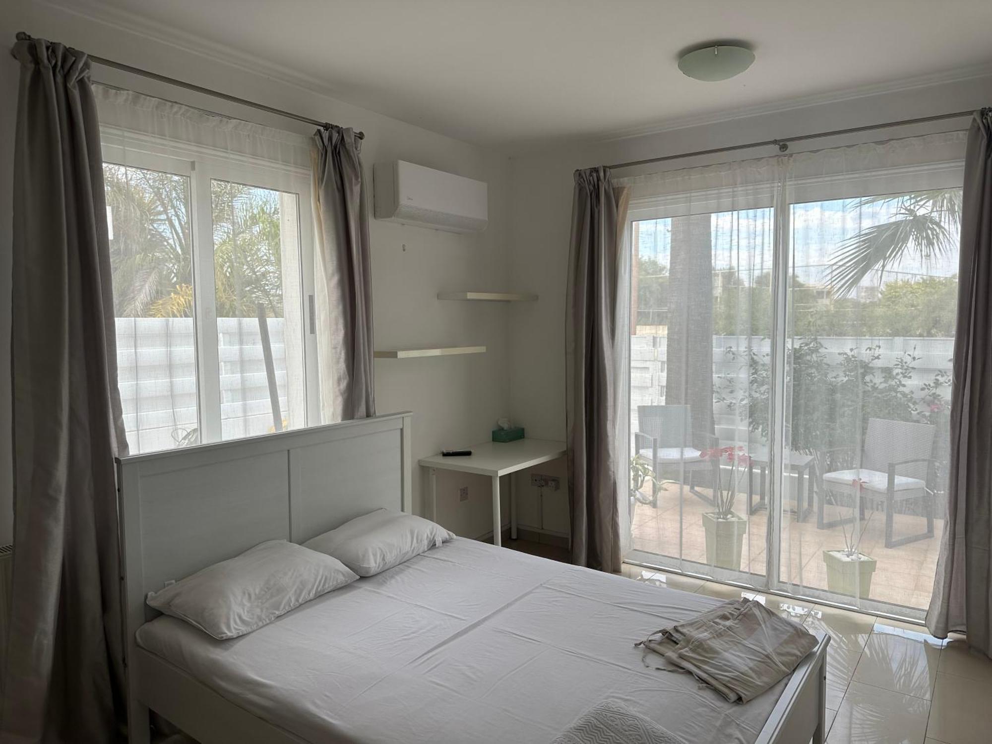 Villa Andy-350 M From The Beach Larnaca Bagian luar foto